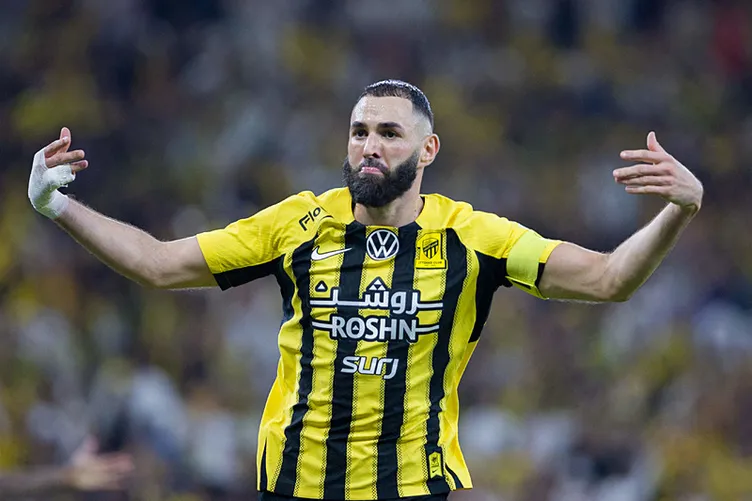 Eski dostlar Ronaldo ve Benzema Al İttihad - Al Nassr maçında sahne aldı! Pioli, Talisca’yı neden kadroya almadığını açıkladı