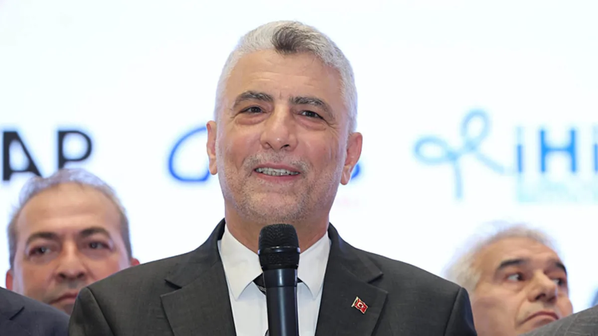 Bakan Bolat açıkladı: 2025’te ihracatımız yeni bir rekora imza attı Bakan Bolat açıkladı: 2025’te ihracatımız yeni bir rekora imza attı