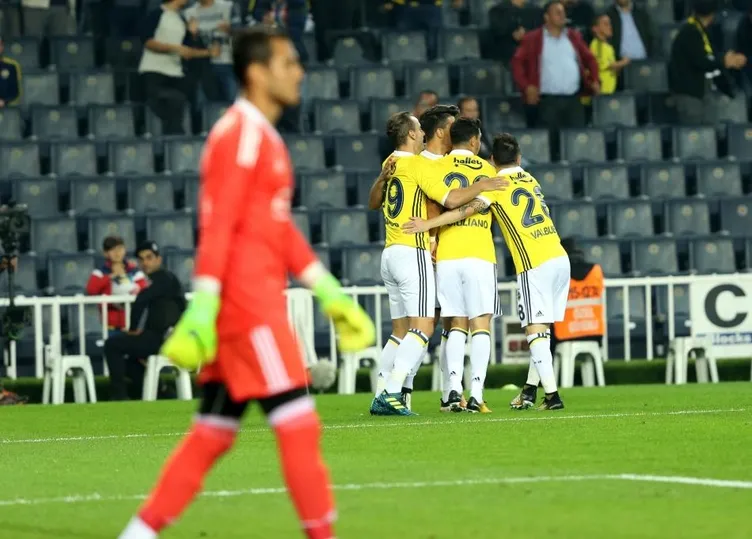 Erman Toroğlu'ndan o isme sert yorum!