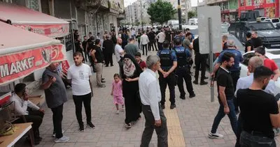 Cizre’de mahallede başlayan kavga caddeye taştı! 2 kişi bıçakla yaralandı #sirnak