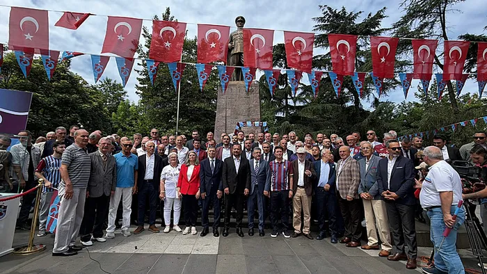 ertugrul-dogan-bizim-tasidigimiz-trabzonsporun-serefli-armasidir-1785663966918.jpeg