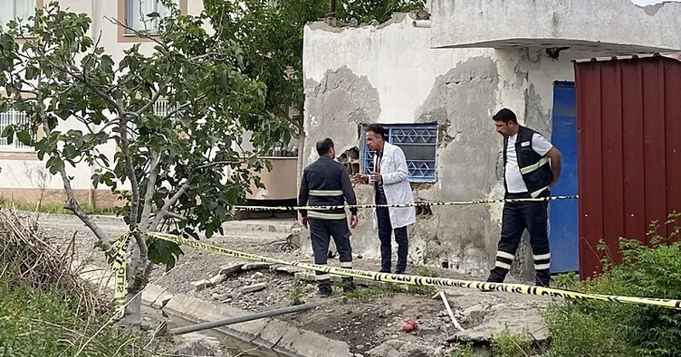 Anne ve kızını ihmal öldürdü
