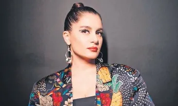 Atiye yılbaşına erken girdi