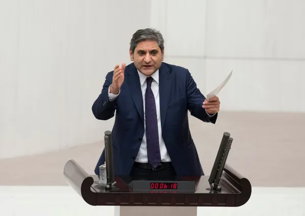 Ankara’da yer yerinden oynuyor! Aykut Erdoğdu CHP’li belediyelerden para mı topladı?