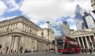 BoE politika faizini sabit bıraktı