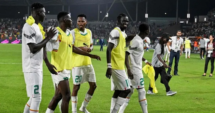 Afrika Uluslar Kupası’nda Senegal ve Kamerun, son 16 turunda