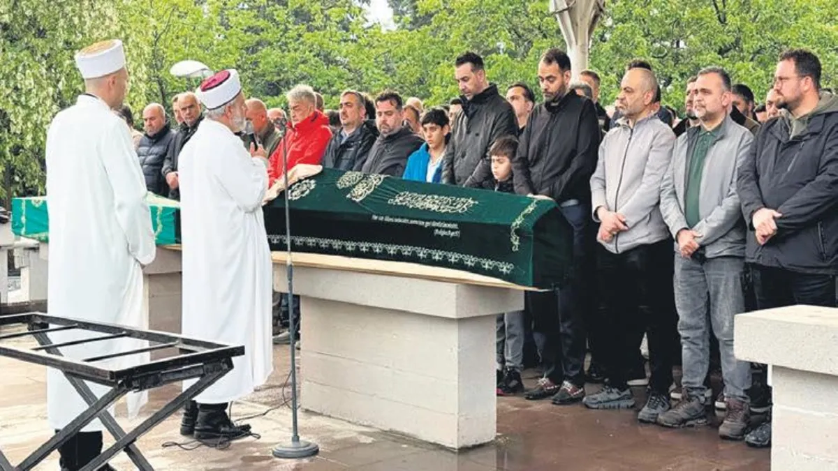 Sabah Yazarı Hilal Kaplan'ın Acı Günü: Babasını Kaybetti