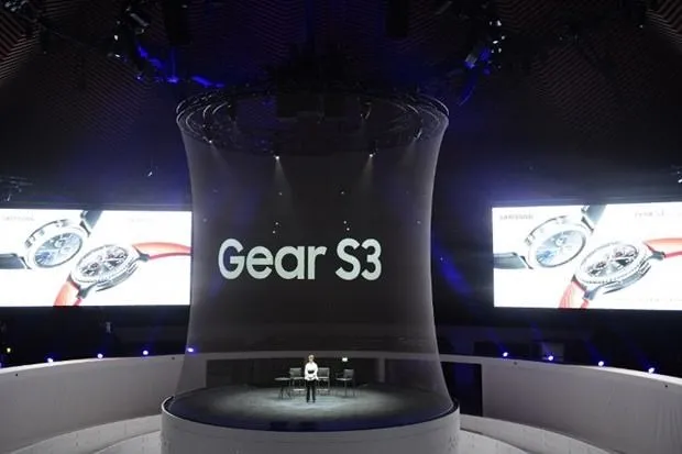 Samsung Gear S3 tanıtıldı