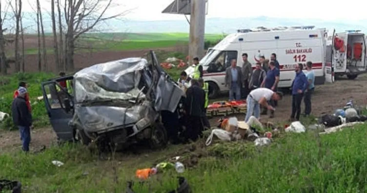 Amasya’da kamyonet takla attı: 1 ölü, 3 yaralı