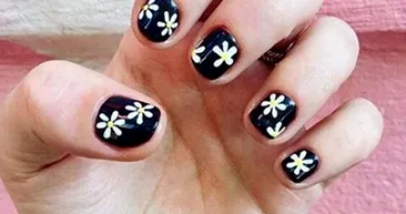 Çiçek açan tırnak modelleri