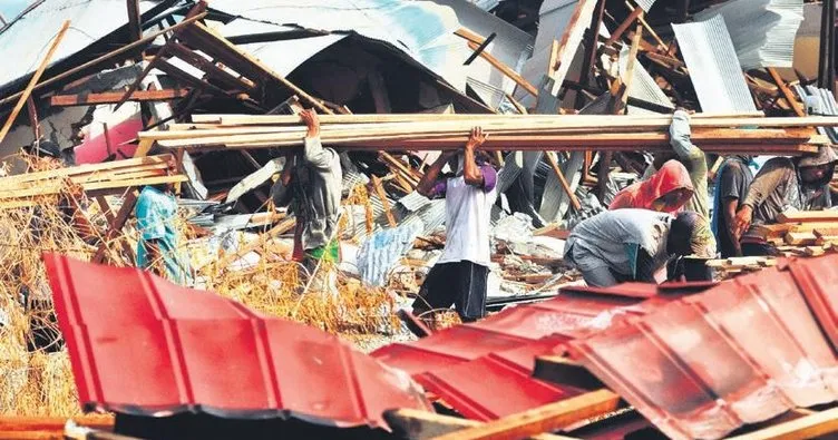 Endonezya’da yine deprem: 6.4