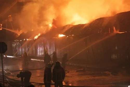 Başakşehir’de büyük yangın