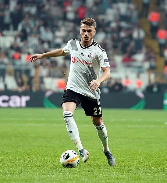 Beşiktaş - Wolverhampton maçında Güven Yalçın krizi!