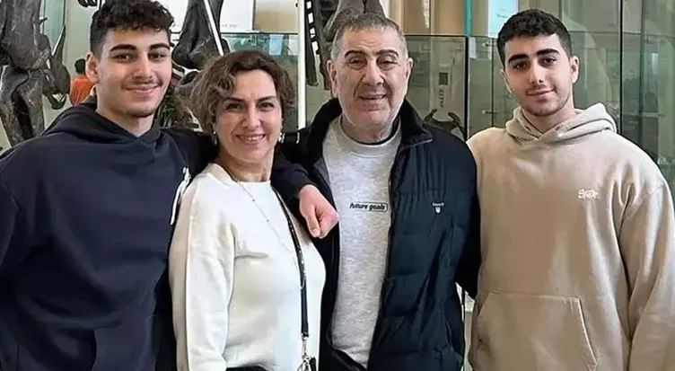 Onlar çifte mutluluk yaşadı! Ünlü isimlerin birbirinden tatlı ikiz çocuklarını görmüş müydünüz? Ayırt etmekte çok zorlanacaksınız...