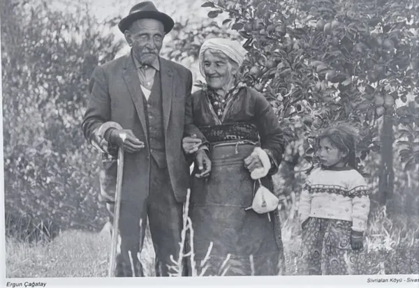 asik-veysel-fotograf-sergisi-ile-anilacak-1684307661893.jpg