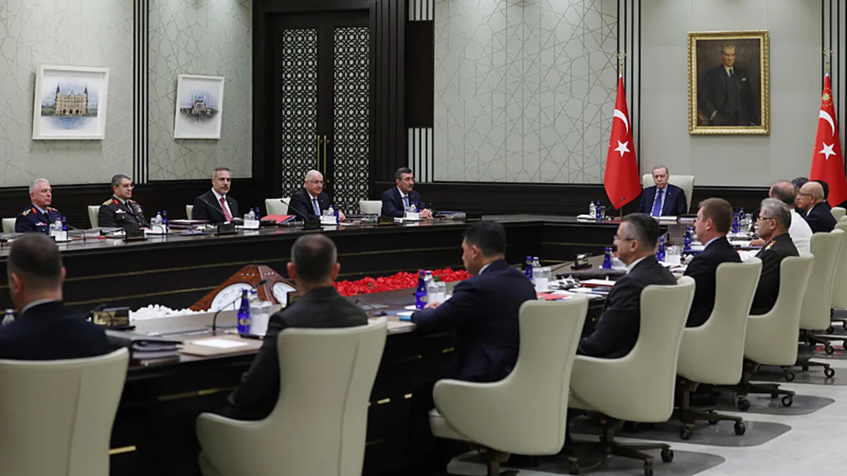 MGK toplantısı sonrası 8 maddelik bildiri! "Terörsüz Türkiye" ve "Terörsüz Bölge" vurgusu haber görseli