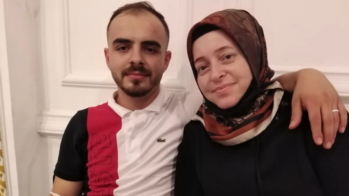 24 milyonluk borç kabusa dönüştü! 27 yaşındaki genç darp edildi! Tehdit edilen aile istanbul’u terk etti 24 milyonluk borç kabusa dönüştü! 27 yaşındaki genç darp edildi! Tehdit edilen aile istanbul’u terk etti