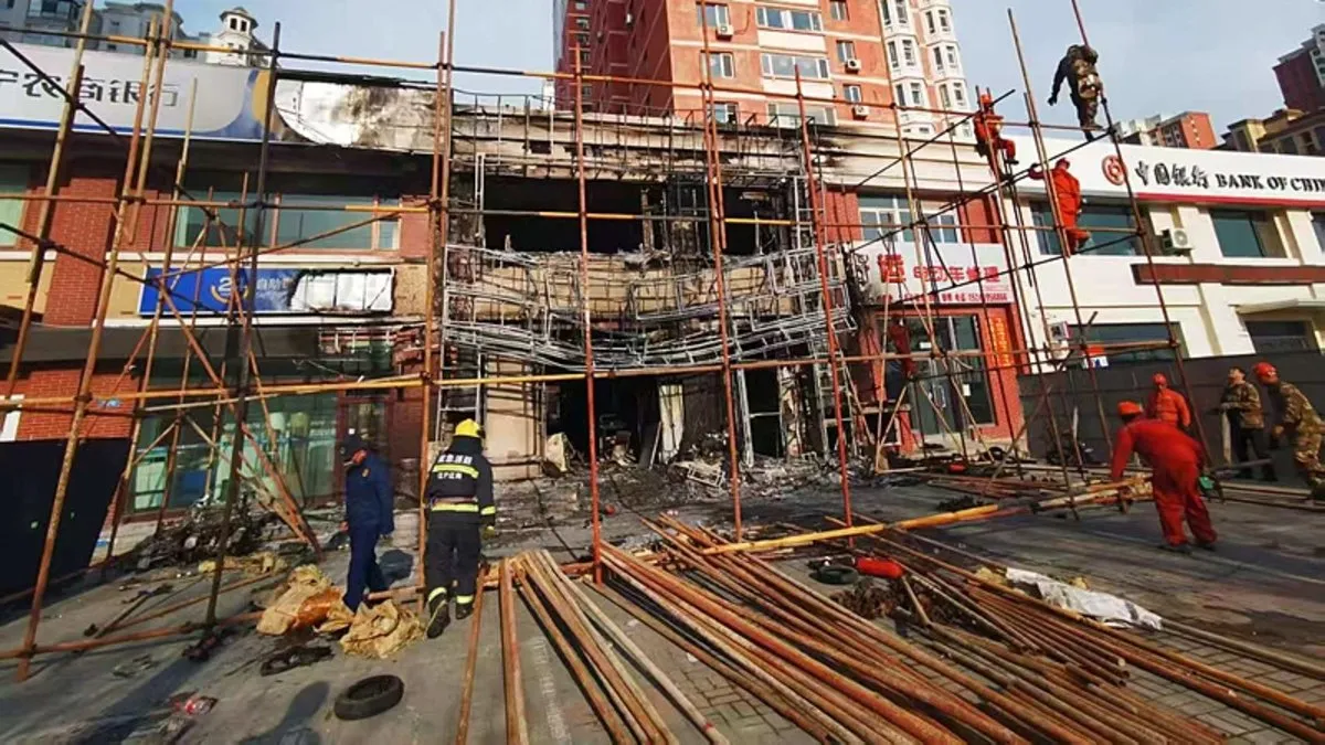 Çin’de restoran alev aldı: Çok sayıda kişi can verdi