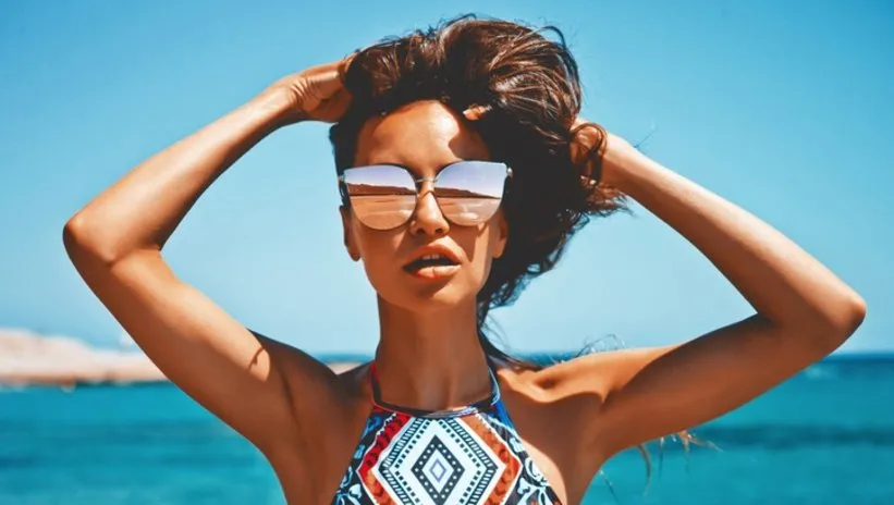 TROPİKAL ZARAFET AYAĞINIZA GELDİ: PALM BEACH RUHU ŞİMDİ BODRUM’DA!