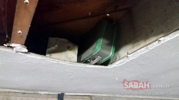 Esrarengiz kutudan çıkanlar şaşırttı! Ev sahibi gözlerine inanamadı...