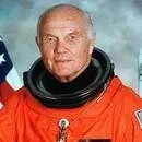 Discovery mekiğiyle yeniden uzaya gitti