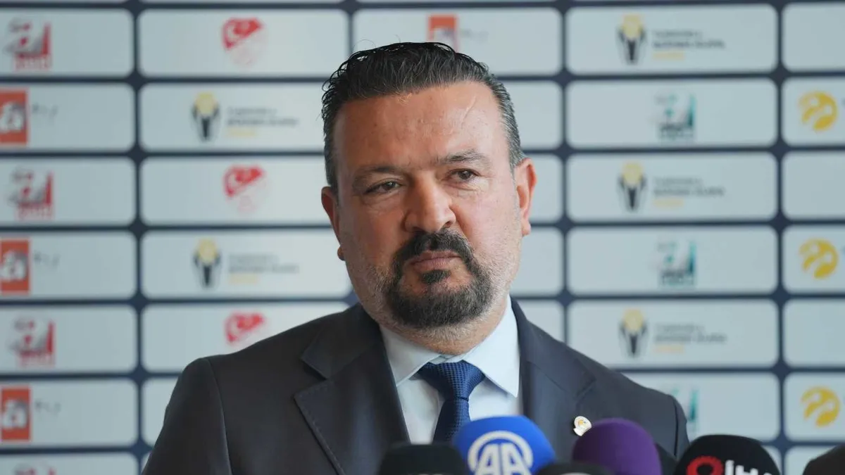 Fenerbahçe’den Ertan Torunoğulları’ndan hakem açıklaması! Fenerbahçe’den Ertan Torunoğulları’ndan hakem açıklaması!