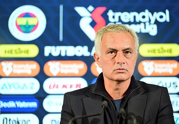 SON DAKİKA FENERBAHÇE HABERİ: Mourinho, Fenerbahçe’de kalacak mı? Bizzat açıkladı...