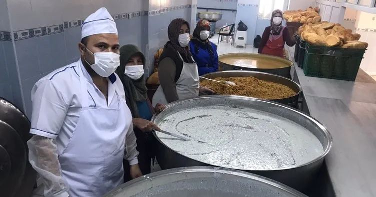 Topçuoğlu Ailesinden 1500 aileye sıcak yemek