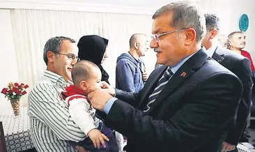 Şehit ailesine taziye ziyareti