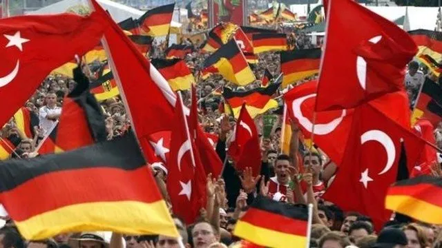 10 soruda Almanya krizi