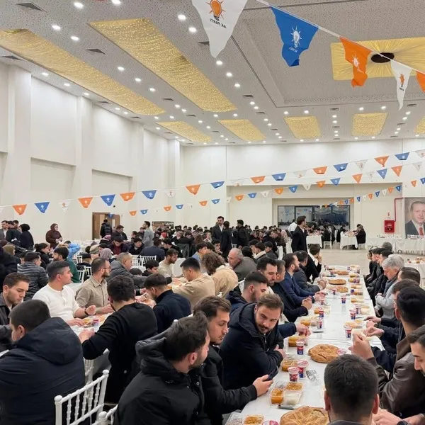 ak-parti-genclik-kollarindan-cerkezkoyde-iftara-5-kala-ile-gonullere-dokunan-bulusma-1771697828578.jpg