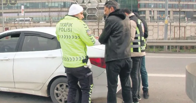 Çakar lambaya ceza yağdıyağdı