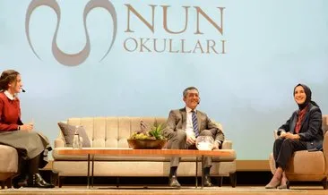 Milli Eğitim Bakanı Prof. Dr. Ziya Selçuk Nun okullarındaydı