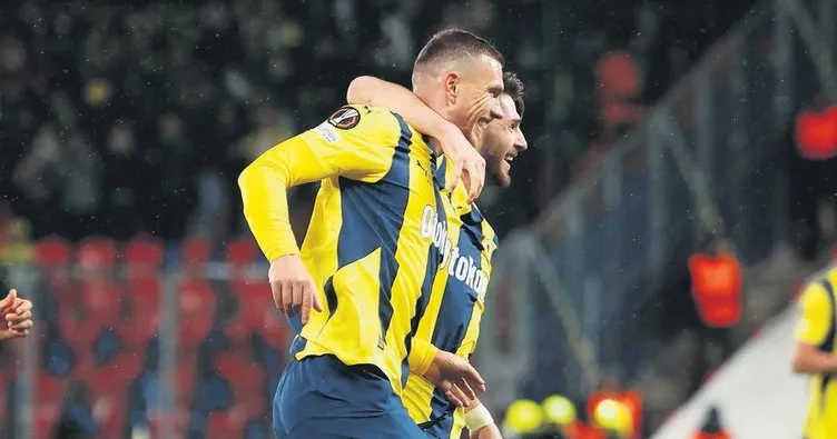 Avrupa’da fener alayı