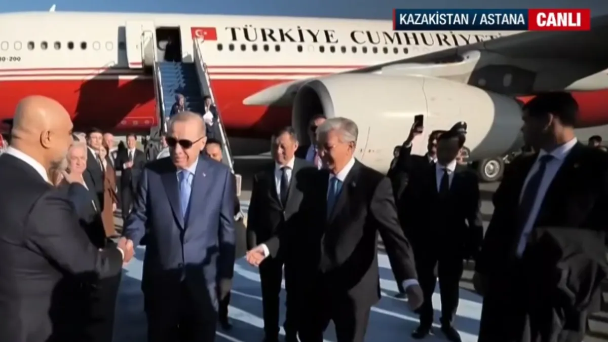 Resmi törenle karşılandı: Başkan Erdoğan, Kazakistan’da Resmi törenle karşılandı: Başkan Erdoğan, Kazakistan’da