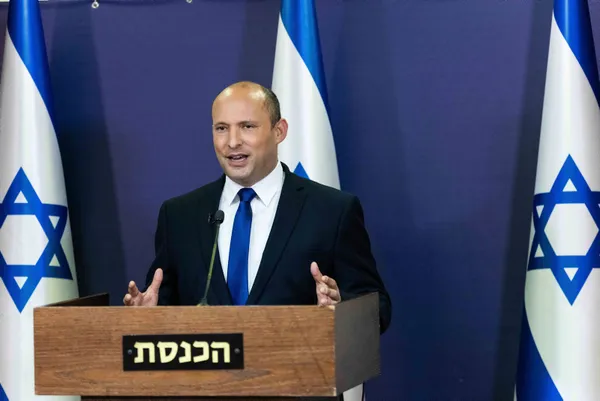 koltugu-netanyahudan-devralacak-israilin-yeni-irkci-basbakani-naftali-bennett-1622703072118.jpg Koltuğu Netanyahu’dan devralacak: İsrail’in yeni ırkçı başbakanı Naftali Bennett