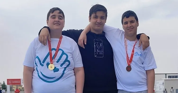 Otizmli ikizler sporla iyileşti