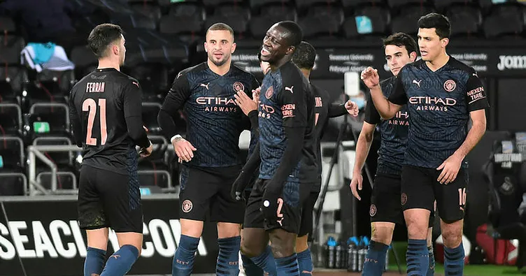 Manchester City çeyrek finalde!