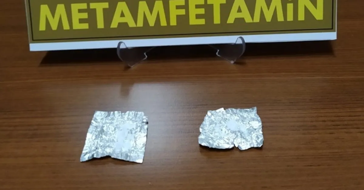 Otobüsten iner inmez uyuşturucu ile yakalandı