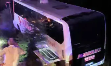 Manisa'da yolcu otobüsü kaza yaptı: Yaralılar var #manisa