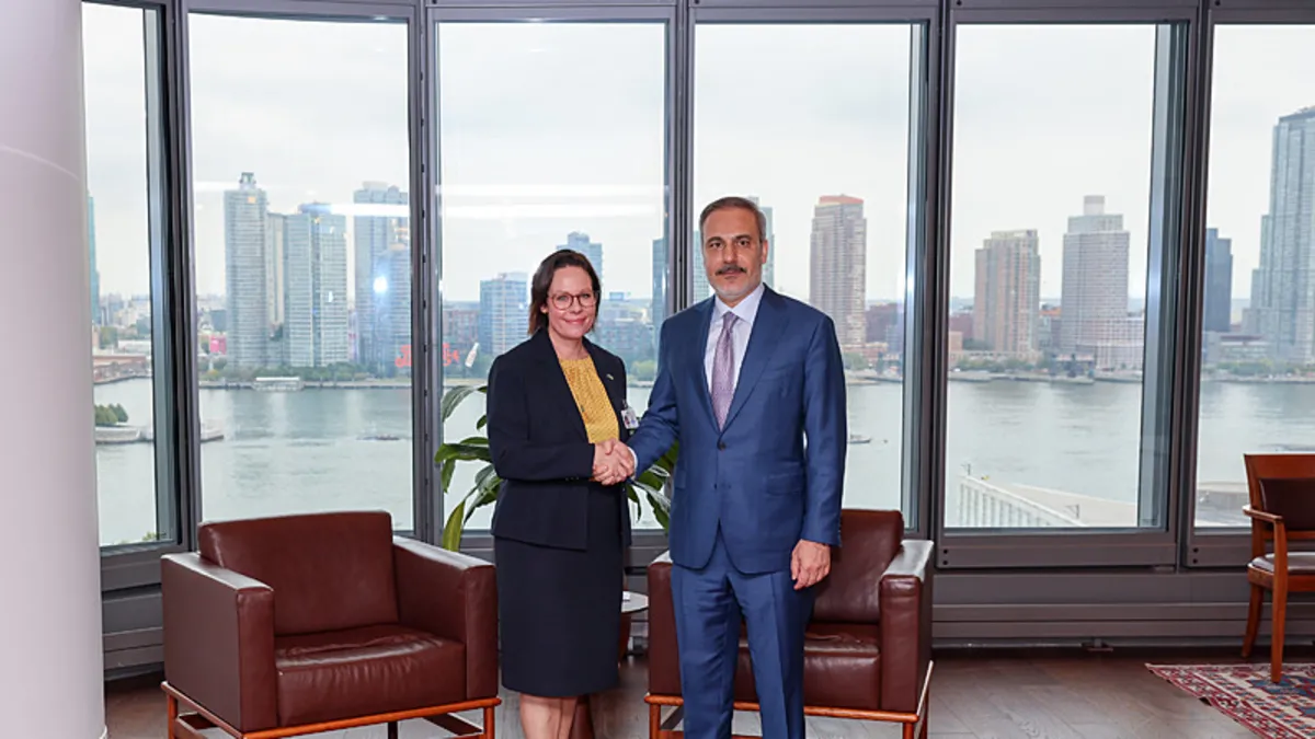 Dışişleri Bakanı Fidan'dan ABD'de kritik temaslar Dışişleri Bakanı Fidan'dan ABD'de kritik temaslar