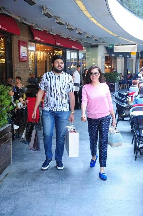 Şarkıcı Ebru Yaşar’ın dört aylık hamile olduğu ortaya çıktı