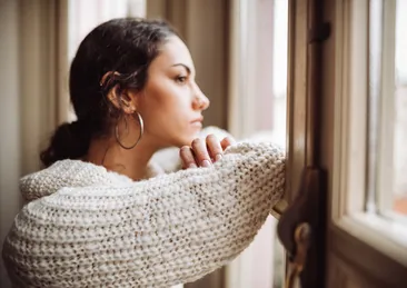 İnsanlar haftalar sonra ölü bulunuyor! Yalnızlık salgını dünyada böyle yayılıyor