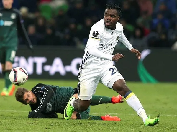 Emenike Fenerbahçelileri çıldırttı!