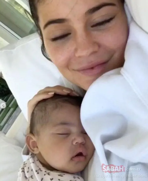 Ünlü milyarder Kylie Jenner öyle bir değişti ki...