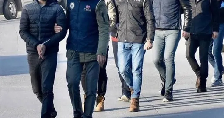 İzmir’de FETÖ operasyonu: 12 gözaltı