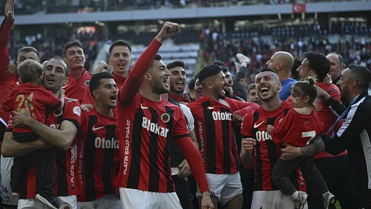 SON DAKİKA | Gençlerbirliği, Süper Lig'e geri döndü!