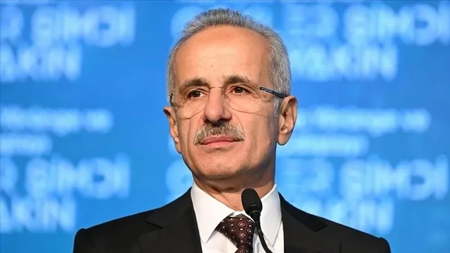 terorsuz-turkiye-yasasi-kabul-edildi-siyasilerden-mesajlar-pes-pese-geldi-1786400335253.jpg Terörsüz Türkiye Yasası kabul edildi: Siyasilerden mesajlar peş peşe geldi!