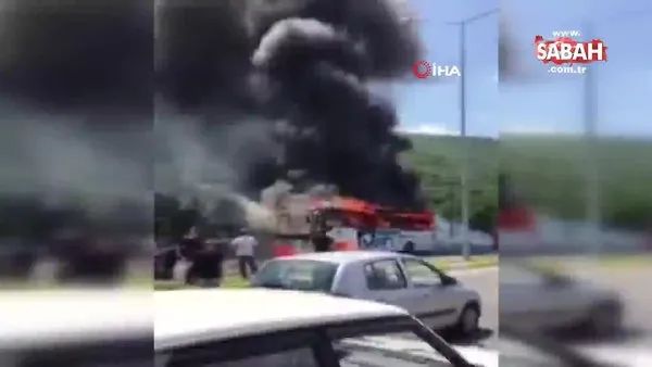 Balıkesir'de yolcu otobüsü yandı