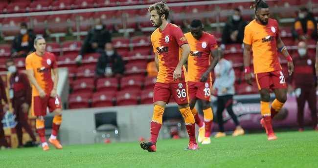 Alanyaspor penaltı bekledi! İşte o pozisyon...